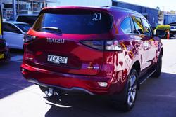 2023 Isuzu MU-X LS-T