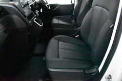 2022 Hyundai STARIA LOAD