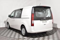 2022 Hyundai STARIA LOAD