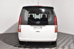 2022 Hyundai STARIA LOAD