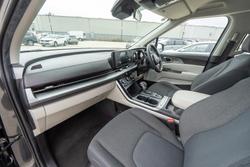2023 Kia Carnival S