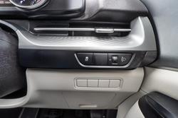 2023 Kia Carnival S