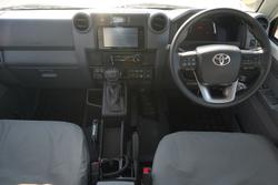 2025 Toyota Landcruiser GXL