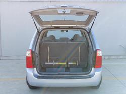 2010 Kia Carnival EXE VQ MY10 Clear Silver