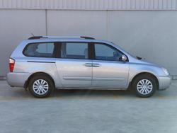 2010 Kia Carnival EXE VQ MY10 Clear Silver