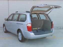 2010 Kia Carnival EXE VQ MY10 Clear Silver