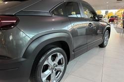 2021 Mazda MX-30 G20e Touring