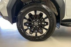 2026 Toyota Hilux SR5