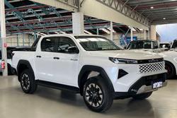 2026 Toyota Hilux SR5