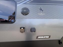 2025 Royal Flair Razor Xt