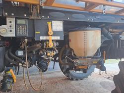 2018 Croplands Rogator RG1300C