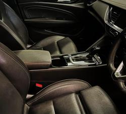 2018 Holden Calais V