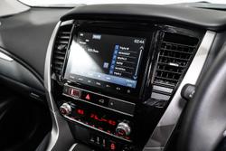 2024 Mitsubishi Pajero Sport GLS