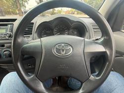 2011 Toyota Hilux Workmate TGN16R MY10 4x2 Glacier White