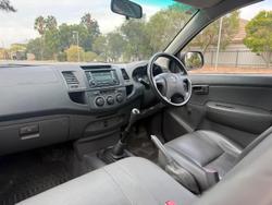 2011 Toyota Hilux Workmate TGN16R MY10 4x2 Glacier White
