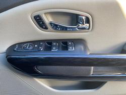 2015 Kia Carnival Platinum YP MY15 Aurora Black