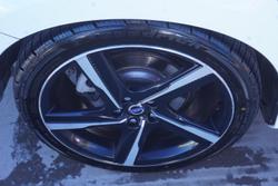 2015 Volvo V60 T5 R-Design