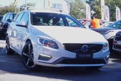 2015 Volvo V60 T5 R-Design
