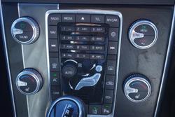 2015 Volvo V60 T5 R-Design