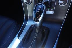 2015 Volvo V60 T5 R-Design