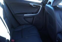 2015 Volvo V60 T5 R-Design