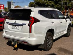 2022 Mitsubishi Pajero Sport GLX