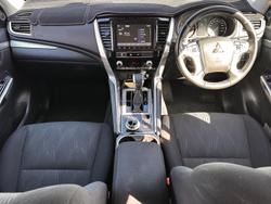 2022 Mitsubishi Pajero Sport GLX