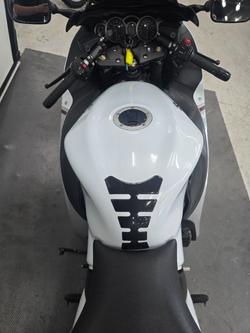 2015 Suzuki GSX1300RA (HAYABUSA) White