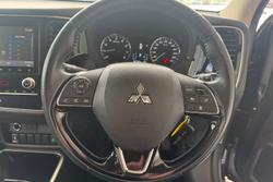 2021 Mitsubishi Outlander ES