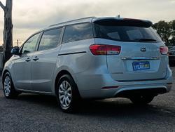 2017 Kia Carnival S