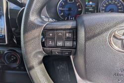2020 Toyota Hilux SR