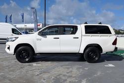 2020 Toyota Hilux SR