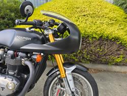 2017 Triumph THRUXTON R Black