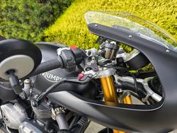 2017 Triumph THRUXTON R Black