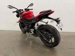 2017 Triumph STREET TRIPLE S 660 LAMS Red