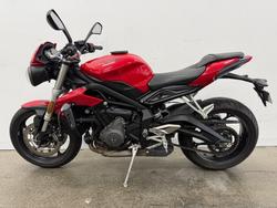 2017 Triumph STREET TRIPLE S 660 LAMS Red