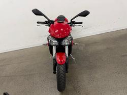 2017 Triumph STREET TRIPLE S 660 LAMS Red