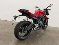 2017 Triumph STREET TRIPLE S 660 LAMS Red