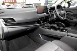 2026 Nissan X-TRAIL ST