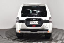 2018 Mitsubishi Pajero Exceed