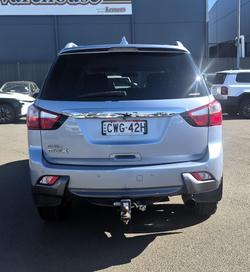 2014 Isuzu MU-X LS-T