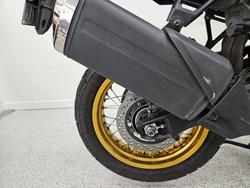 2023 Suzuki V-STROM 800DE Yellow