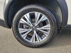2025 Nissan X-TRAIL ST-L
