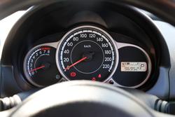 2013 Mazda 2 Neo Sport