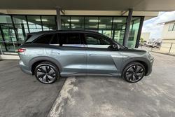 2025 BYD SEALION 8 Premium AWD