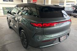 2025 BYD SEALION 8 Premium AWD