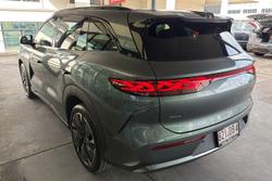 2025 BYD SEALION 8 Premium AWD