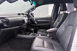 2023 Toyota Hilux Rogue