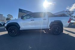 2023 Toyota Hilux Rogue