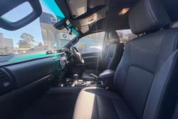 2023 Toyota Hilux Rogue